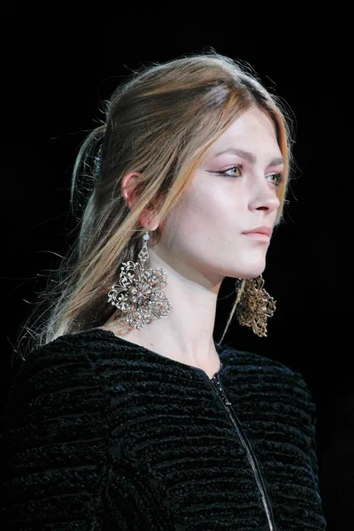 Look 4